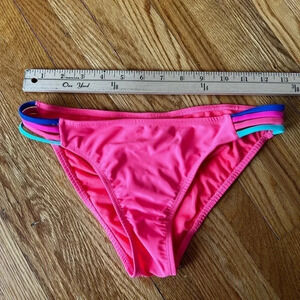 California Waves Bikini bottoms